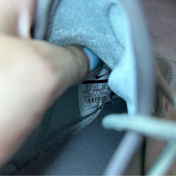 Nike Air Zoom Presto Sneakers Womens sz 7 - grey - Picture 6 of 6